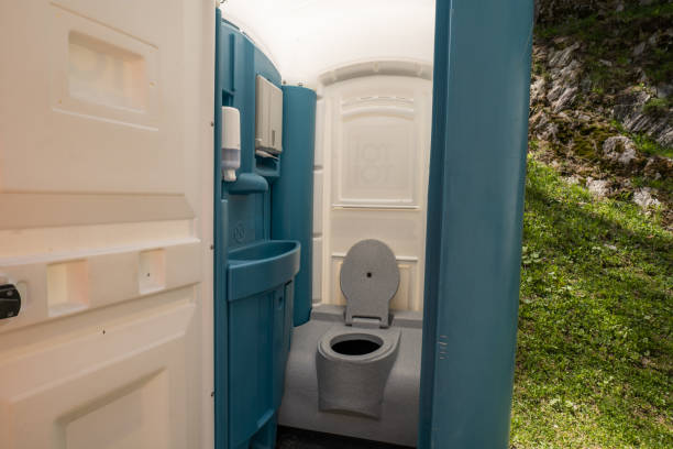Best Affordable porta potty rental  in Throop, PA